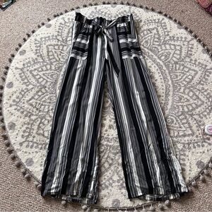 Flowy Striped Pants size M
